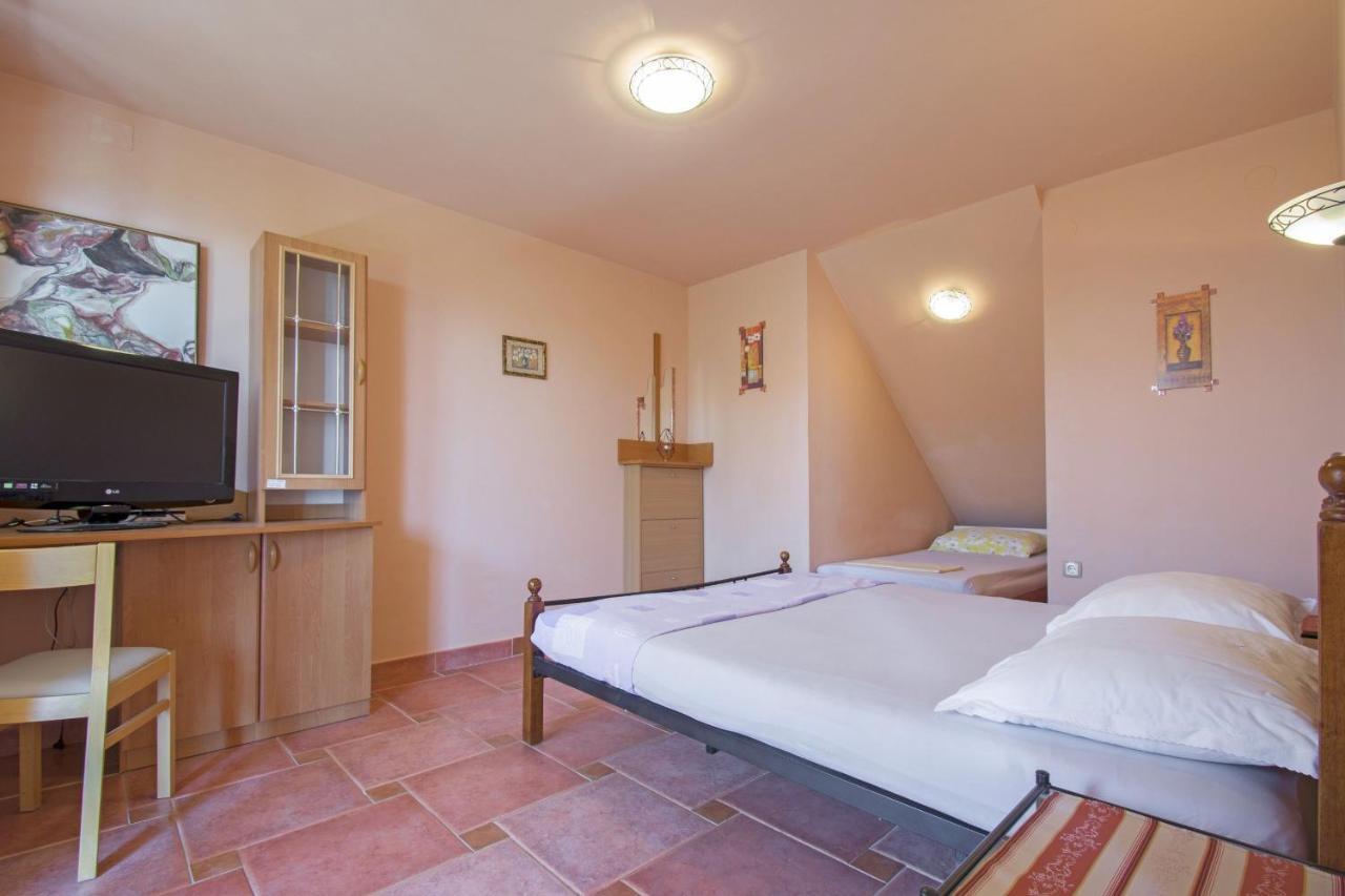 Apartments Oaza Dramalj Chambre photo