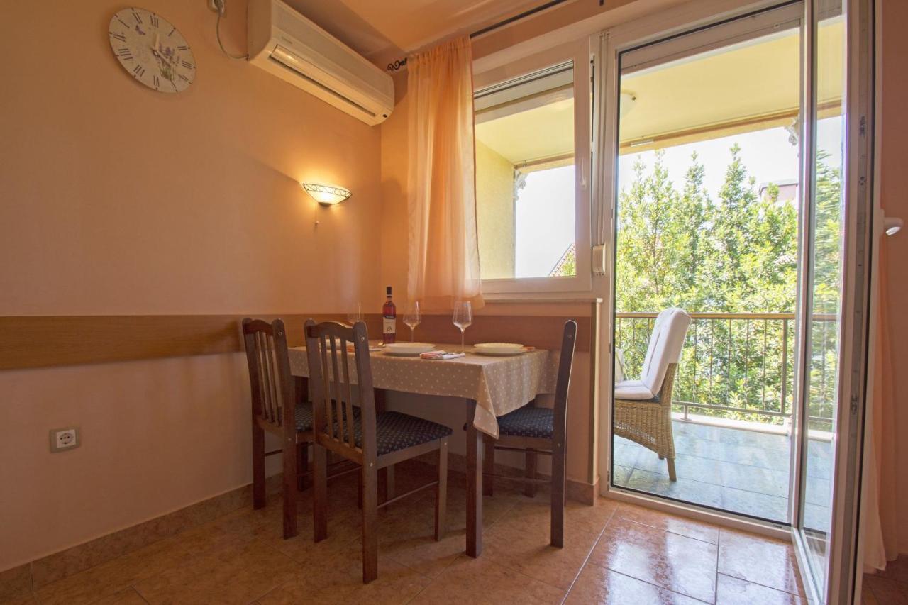 Apartments Oaza Dramalj Extérieur photo