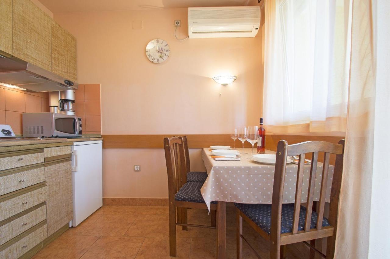 Apartments Oaza Dramalj Extérieur photo