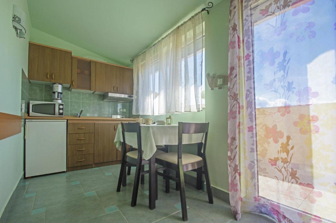 Apartments Oaza Dramalj Extérieur photo